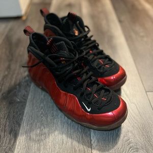 Nike Air Foamposite One ‘Metallic Red’